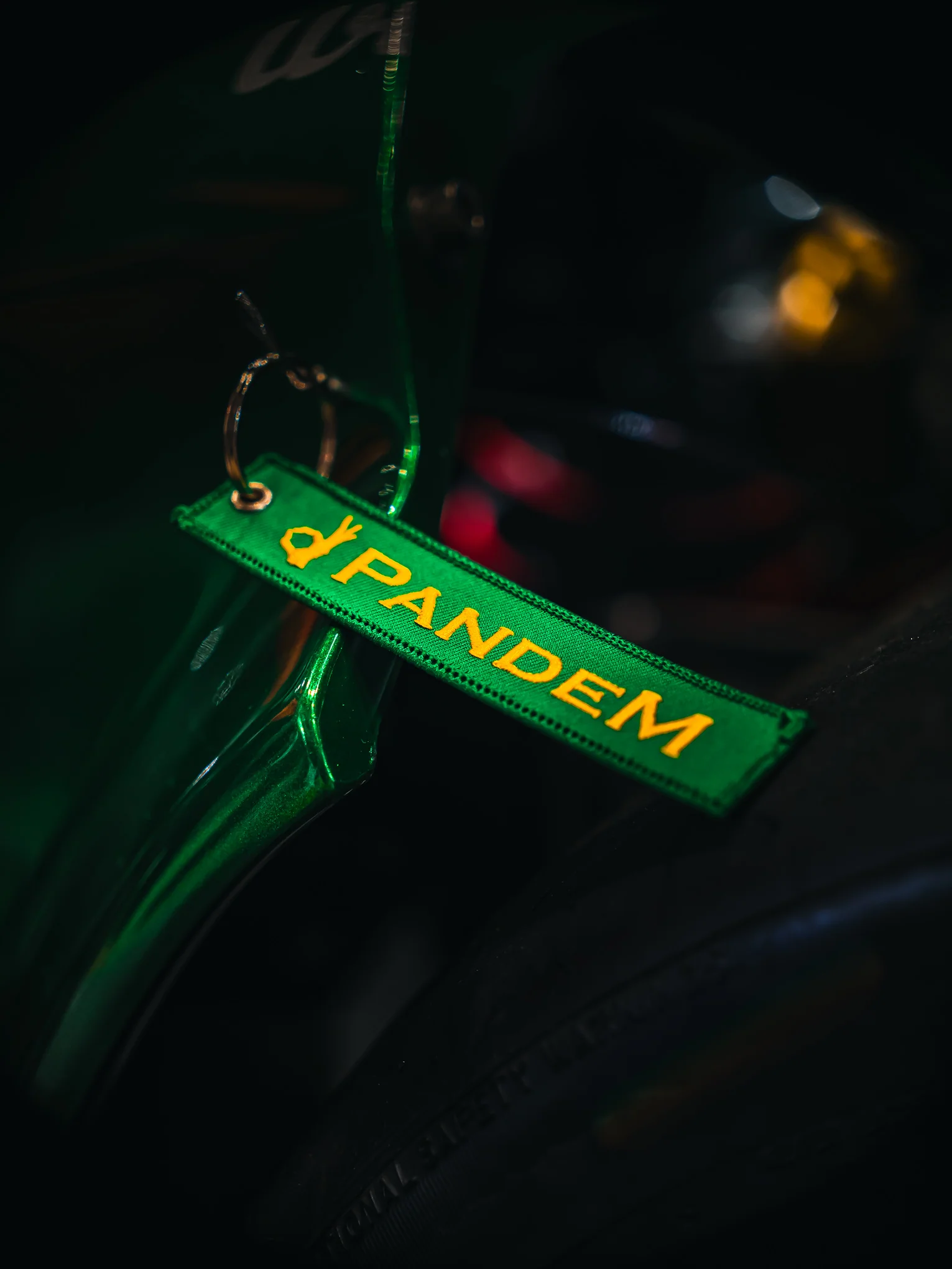 [ EXCLUSIVE ] Aussie 🇦🇺 Rocket Bunny Pandem Jet Tag Keyring - Image 5